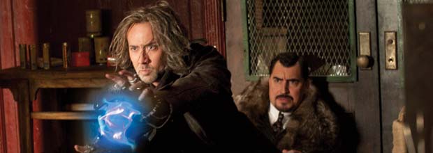 Nicolas Cage y Alfred Molina en El aprendiz de brujo