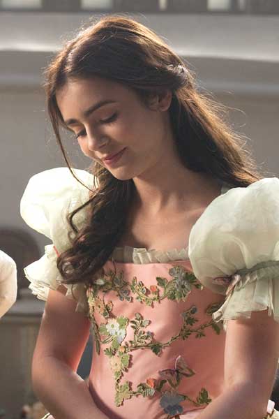 Lily Collins Blancanieves