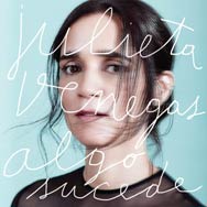 Julieta Venegas: Algo sucede - portada mediana
