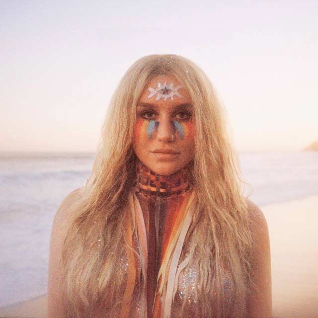 Kesha: Praying - portada