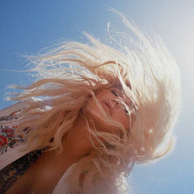 Kesha: Woman - portada