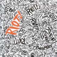 Paramore: Riot! - portada mediana