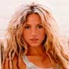 Shakira / 28