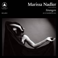 Marissa Nadler: Strangers - portada mediana