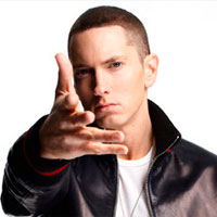 Eminem lidera la lista de ventas británica