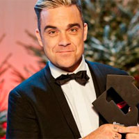 Robbie Williams vuelve al número 1 en UK
