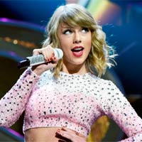 Taylor Swift sigue nº1 en las principales listas USA