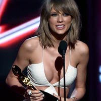 Ganadores y actuaciones de los Billboard Music Awards 2015