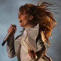Florence + the Machine recupera el liderato en discos en UK