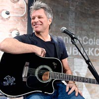 Bon Jovi lidera la lista de ventas de discos en España