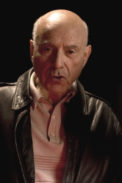 Alan Arkin Tipos legales