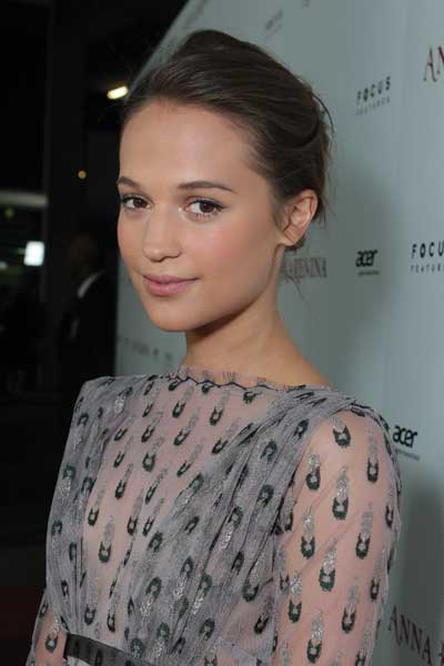 Alicia Vikander Anna Karenina Premiere en Los Angeles