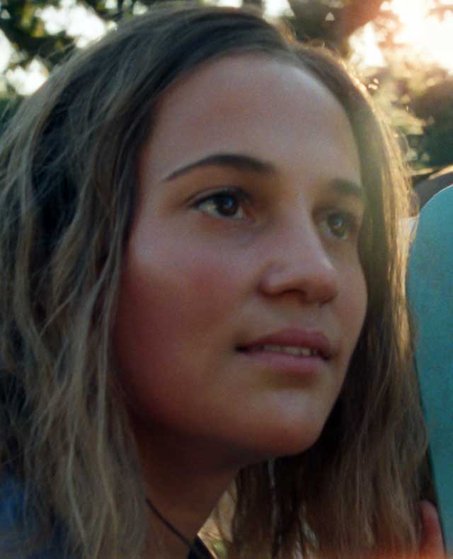 Alicia Vikander Blue bayou