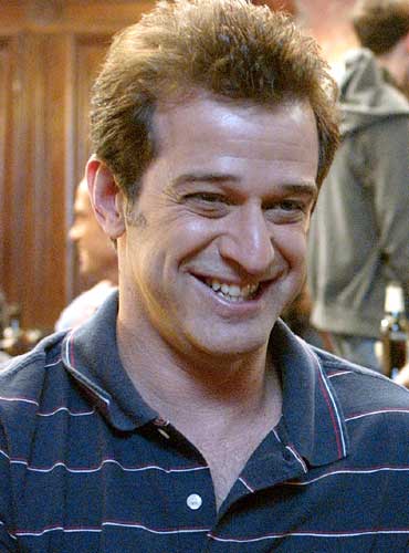 Allen Covert Play boy, el rey del mando