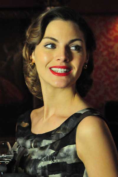 Amaia Salamanca ¡Atraco!