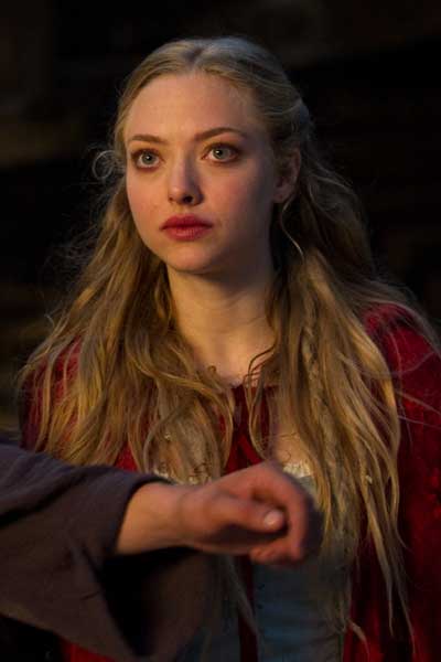 Amanda Seyfried Caperucita Roja