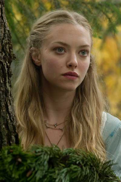 Amanda Seyfried Caperucita Roja