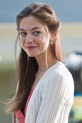 Analeigh Tipton Crazy, stupid, love