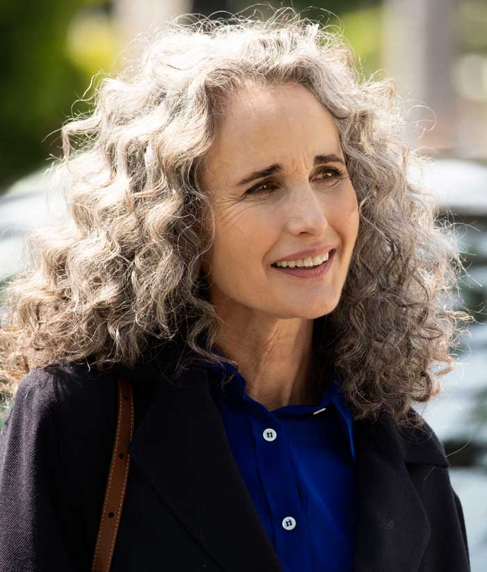 Andie MacDowell Con el agua al cuello