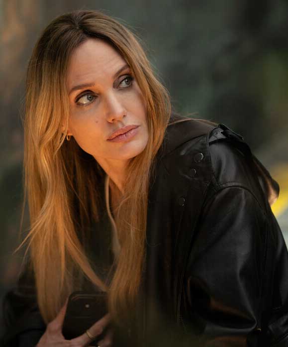 Angelina Jolie Couture (Alta costura)