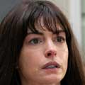 Anne Hathaway El final de Oak Street