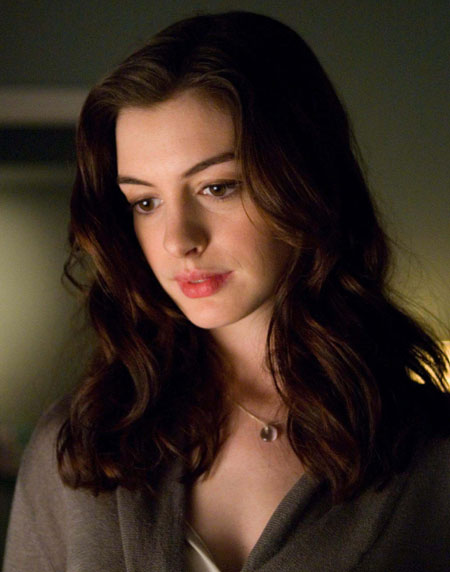 Anne Hathaway Passengers