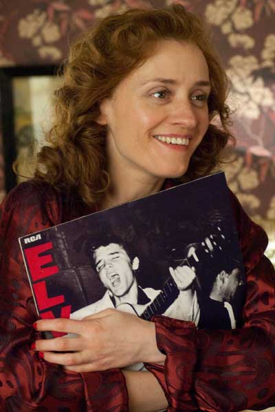 Anne-Marie Duff Nowhere boy