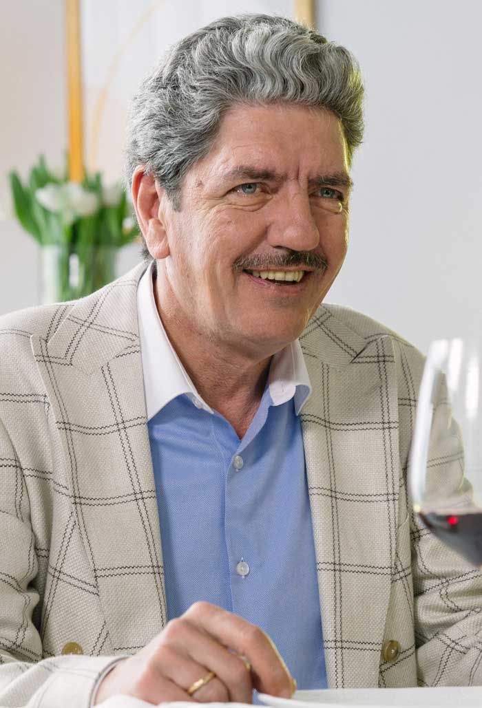 Antonio Dechent Hasta que la boda nos separe