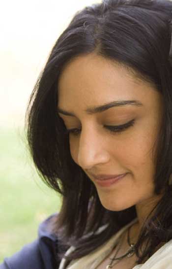 Archie Panjabi Traidor