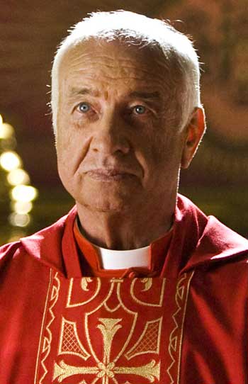 Armin Mueller-Stahl Ángeles y demonios