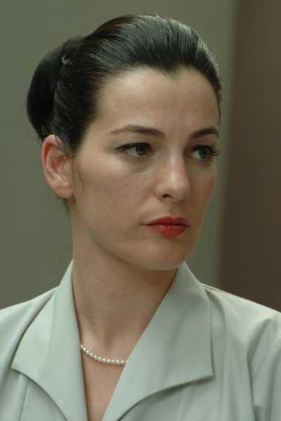 Ayelet Zurer Adam resucitado