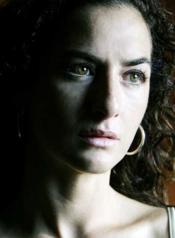 Belén López La distancia