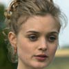 Bella Heathcote Orgullo + Prejuicio + Zombis
