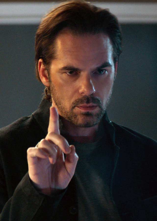 Billy Burke Asalto en la noche