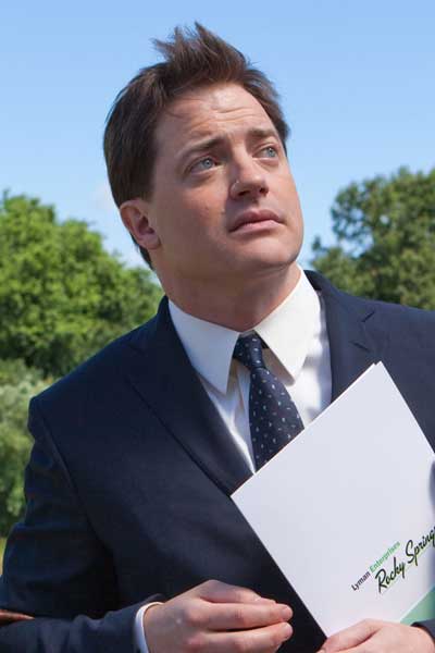 Brendan Fraser En pata de guerra