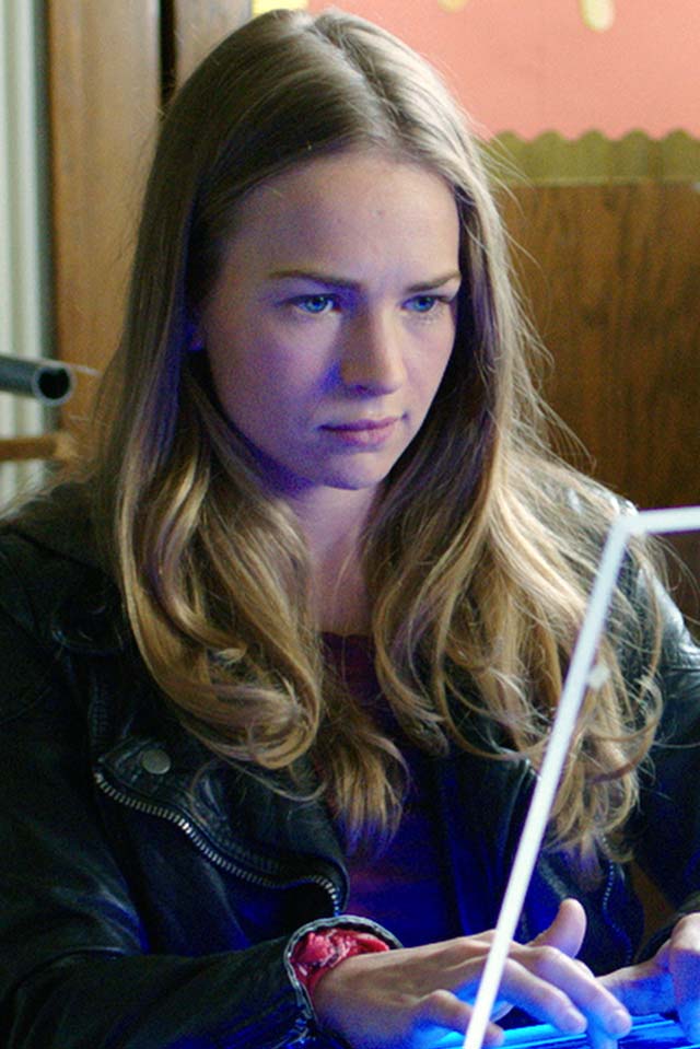 Britt Robertson Un espacio entre nosotros