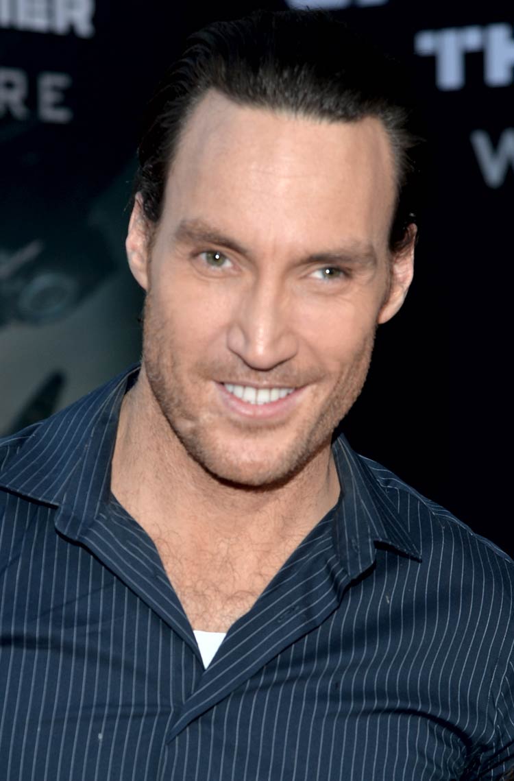 Callan Mulvey Capitán América: El soldado de invierno Premiere Mundial en Los Ángeles