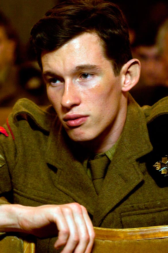 Callum Turner Reina y patria