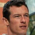 Callum Turner Una noche al año