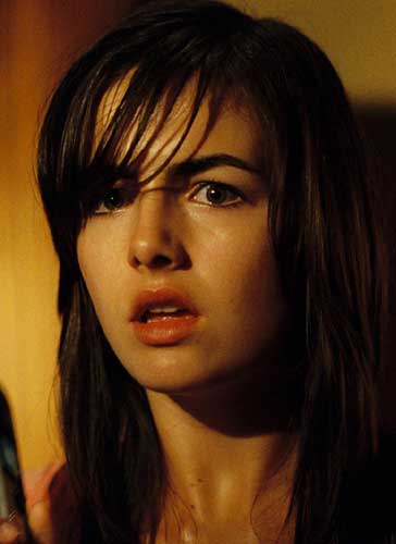 Camilla Belle Cuando llama un extraño