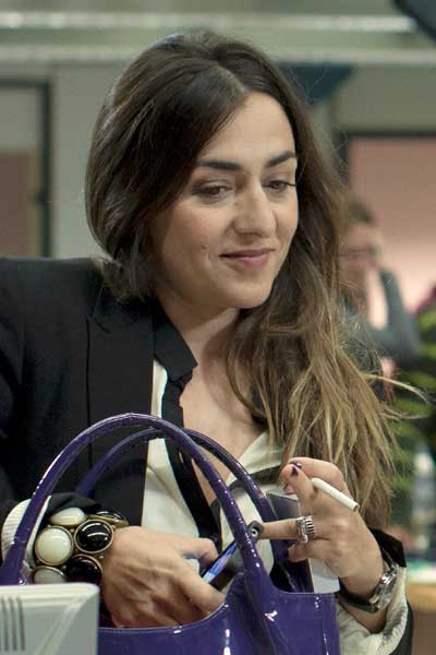 Candela Peña Una pistola en cada mano