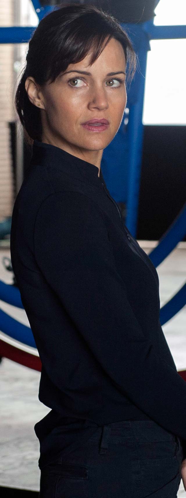 Carla Gugino Un espacio entre nosotros