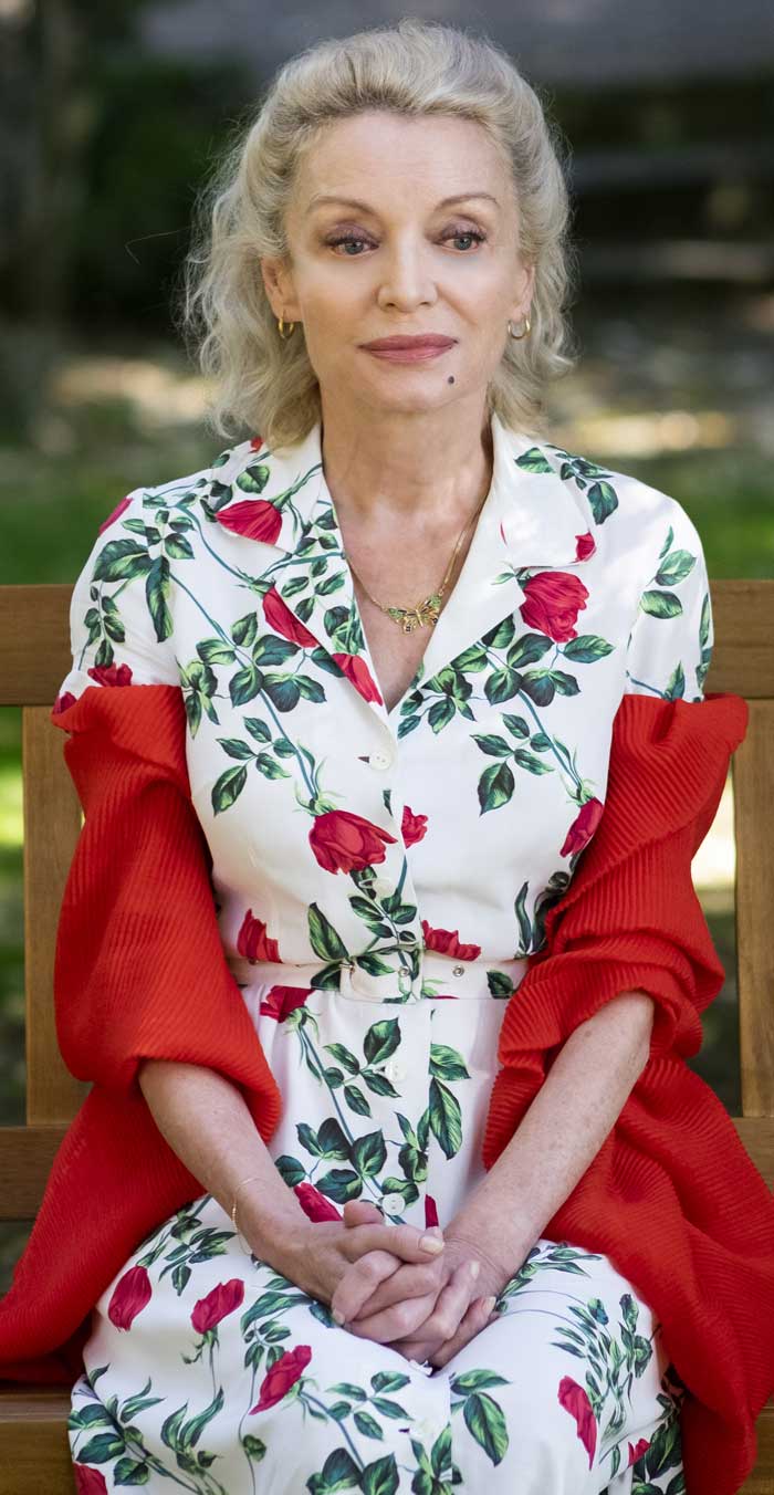 Caroline Silhol Remember me