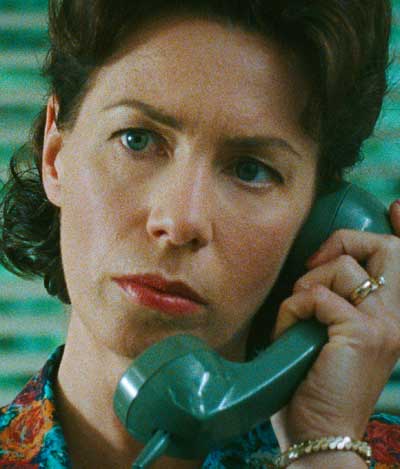 Céline Bonnier Mamá está en la peluquería