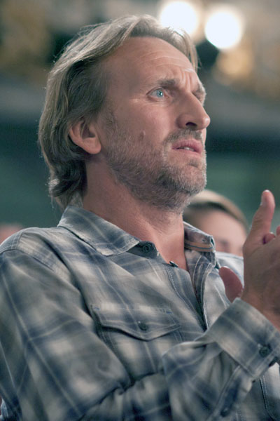 Christopher Eccleston Una canción para Marion