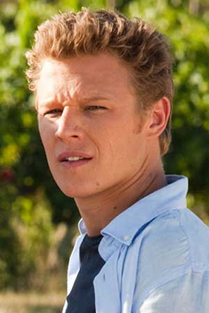 Christopher Egan Cartas a Julieta