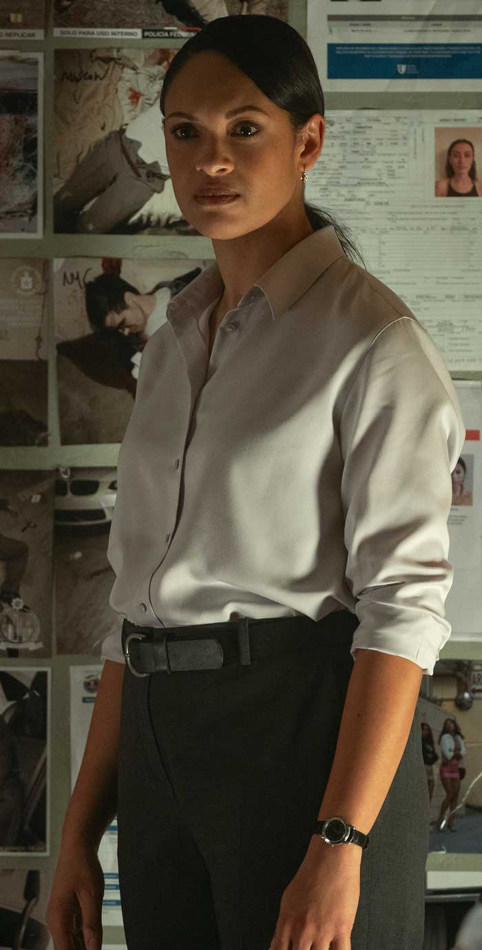 Cynthia Addai-Robinson El contable 2