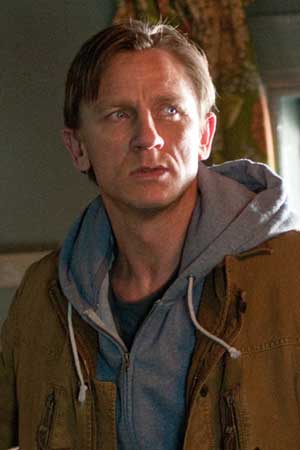 Daniel Craig Detrás de las paredes