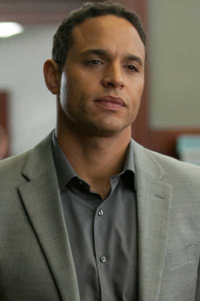 Daniel Sunjata Sin rastro