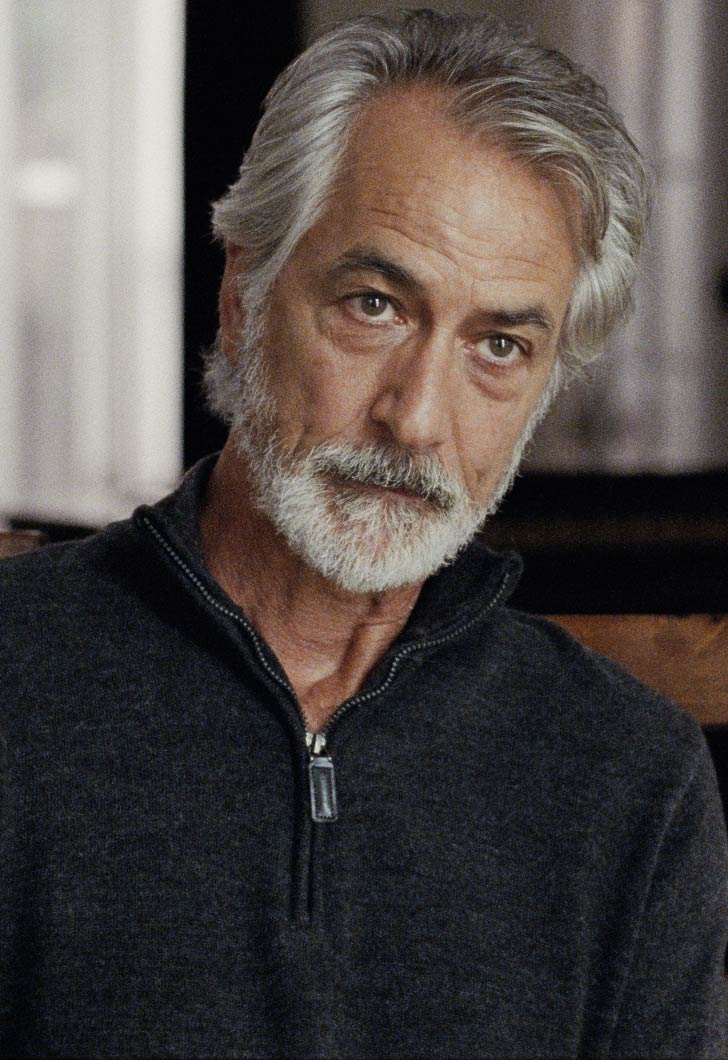 David Strathairn El amor es más fuerte que las bombas